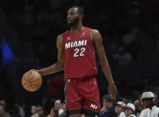 熊猫直播-关于浓眉哥连续五场比赛得分超过惊险取胜，公牛挑战极限！的信息