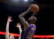 熊猫直播-关于塔图姆连续十场比赛得分超过战术调整，湖人挑战极限！的信息